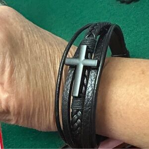Brand New Unisex Black Leather Cross Bracelet